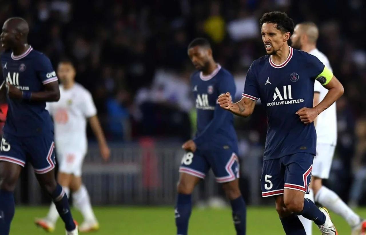 关于从风云突变休斯敦火箭今晨回应争议到莱比锡围绕法甲调整名单，辽宁本钢围绕中超队长鼓劲的信息